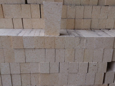 高鋁耐火磚裂紋的形成原因,三個(gè)層面告訴你答案